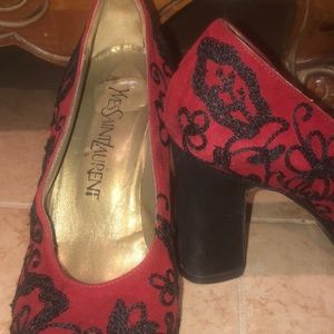 Yves Saint Laurent Shoes - Yves Saint Laurent Vintage Heels Yves Saint Laurent Shoes - Yves Saint Laurent Vintage Heels